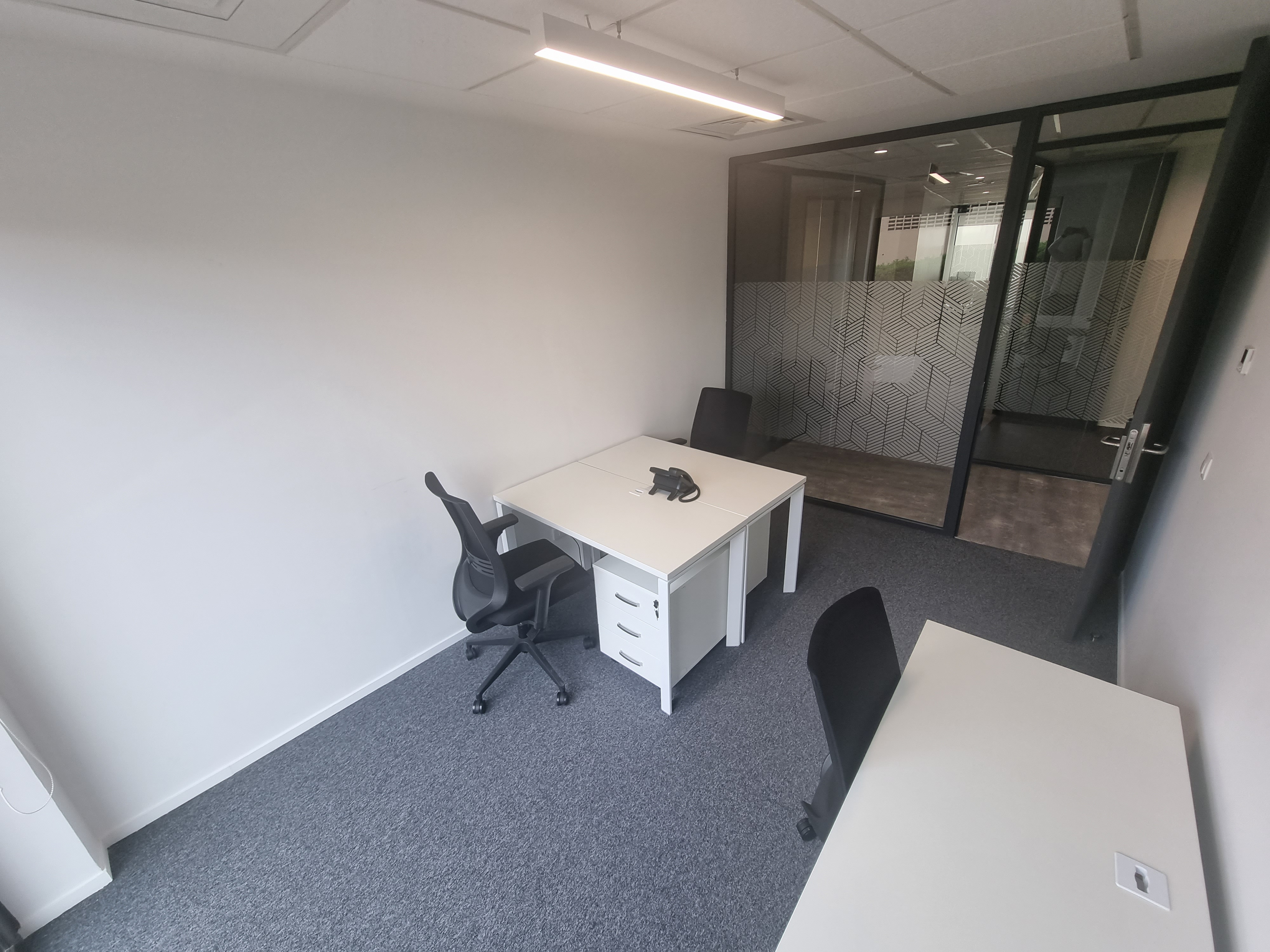 Bureau 3 positions cle en main, Bureaux en Location Casablanca Anfa  - picture 3