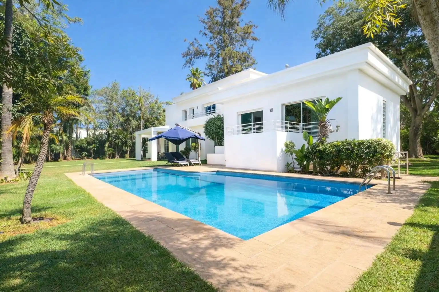 Villa à vendre à Souissi Orangeraie Rabat