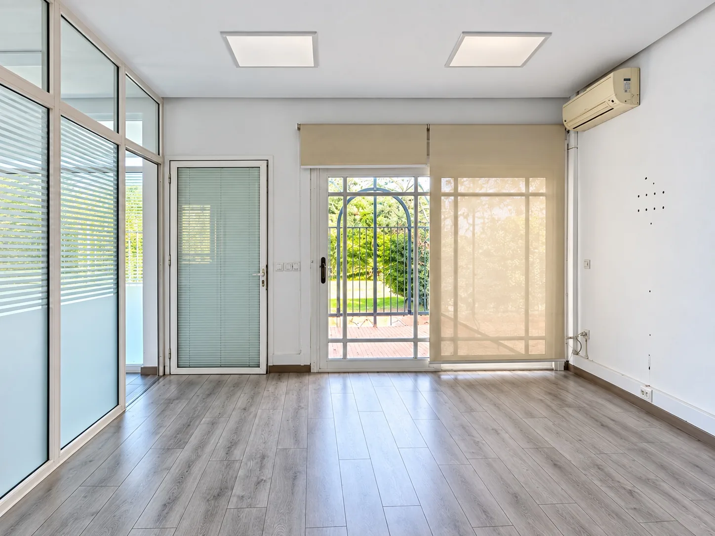 Villa bureau à louer Hay Riad Rabat — 297 m², Villa en Location Rabat Hay Riad  — photo 4